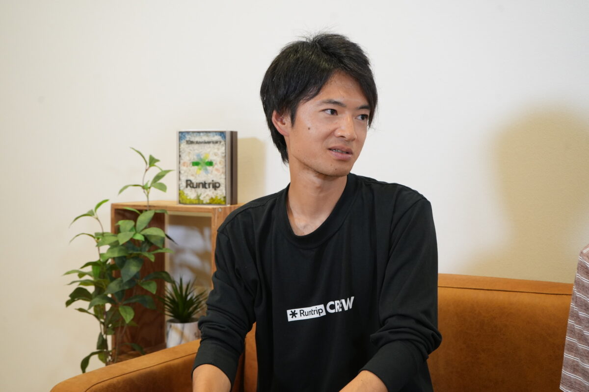 「猛暑の夏こそジムで走る！トレッドミルおすすめシューズ3選と自己ベスト達成のためのトレーニング」の画像