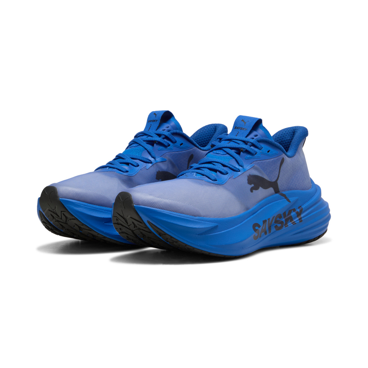「PUMA×SAYSKYコラボ第3弾が登場！クラシックなビジネスウェアをランニング仕様に」の画像