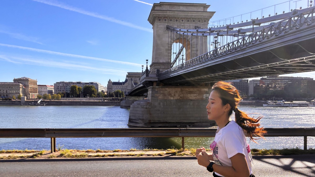「人生初レースは海外ハーフ。3kmも走れなかった私が、6か月後にブダペストで完走するまで」の画像