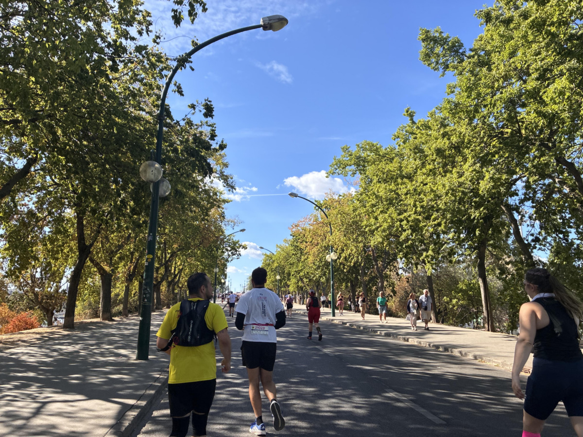 「人生初レースは海外ハーフ。3kmも走れなかった私が、6か月後にブダペストで完走するまで」の画像