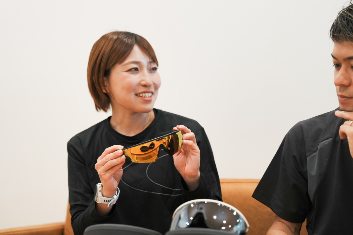 「ランニング中の撮る・聴く・確かめるを1台に。最新鋭AIグラス『Oakley Meta Vanguard』で走ってみた」の画像