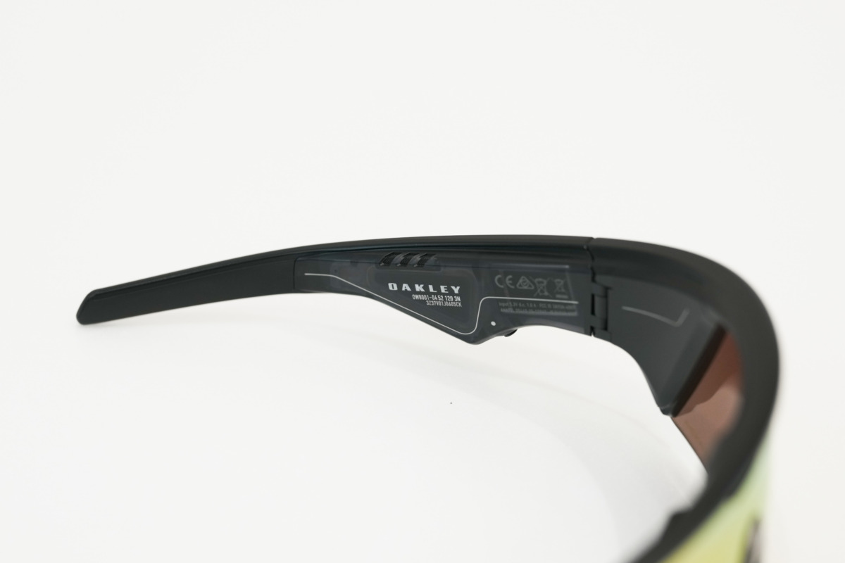 「ランニング中の撮る・聴く・確かめるを1台に。最新鋭AIグラス『Oakley Meta Vanguard』で走ってみた」の画像