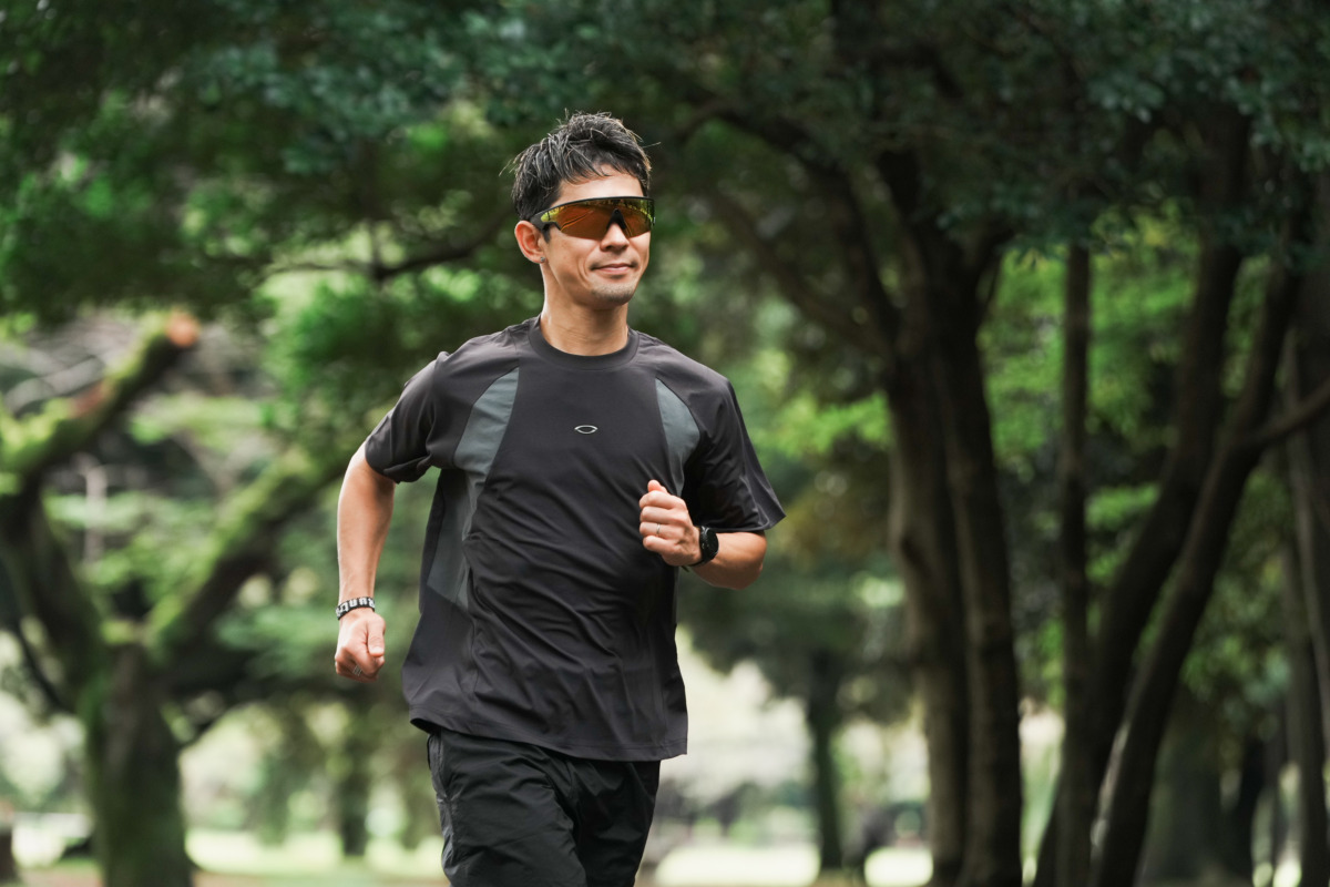「ランニング中の撮る・聴く・確かめるを1台に。最新鋭AIグラス『Oakley Meta Vanguard』で走ってみた」の画像