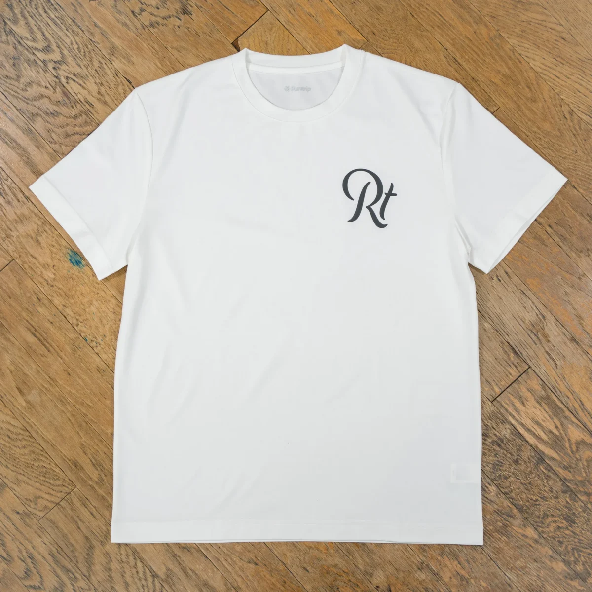 「【殿堂入り】Tシャツ、ショートタイツ……Runtrip Storeで売れ続けるランニングウェア5選！」の画像
