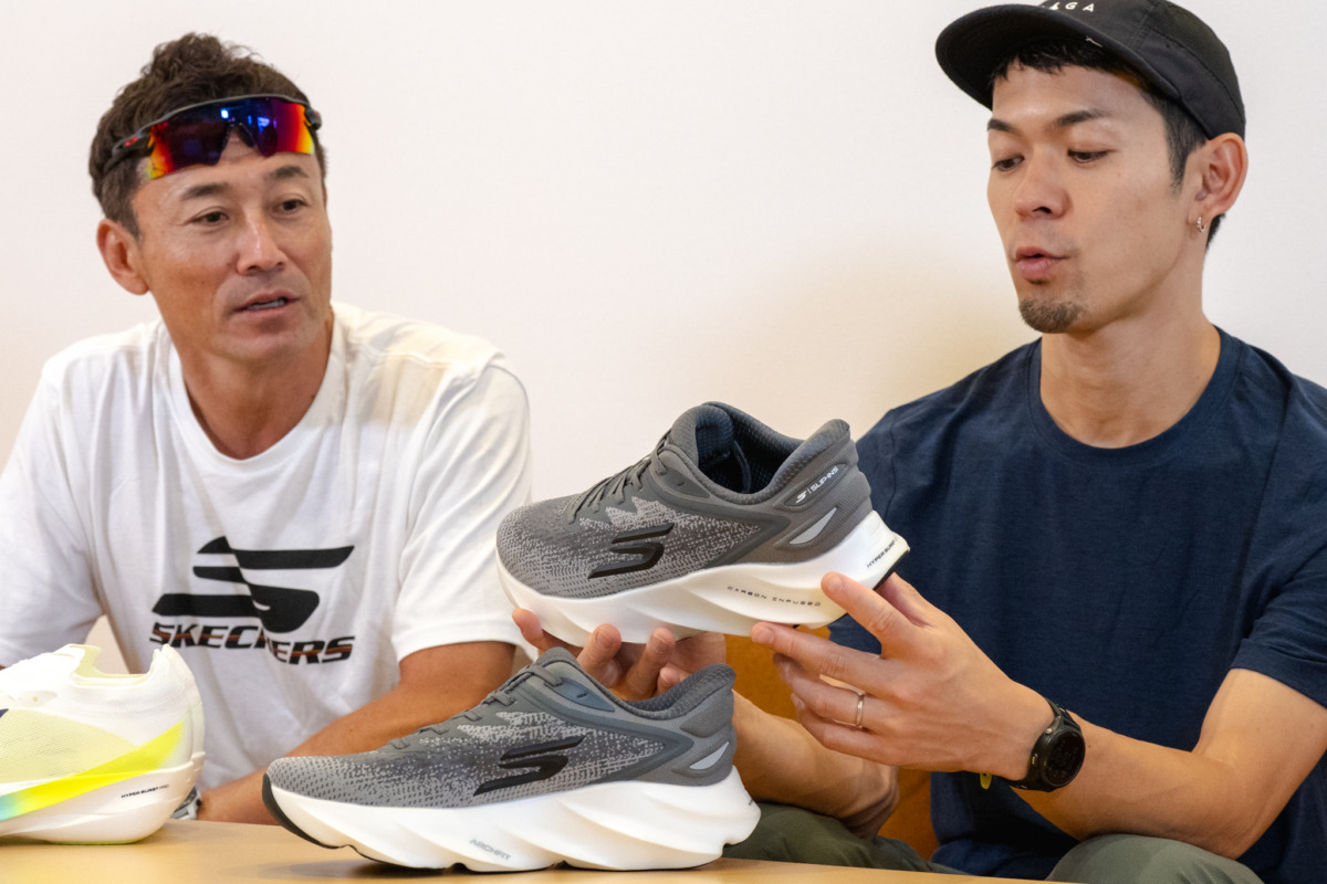 「実はランニングシューズも本格派。スケッチャーズが快適さを追求した『エアロ バースト』の実力」の画像