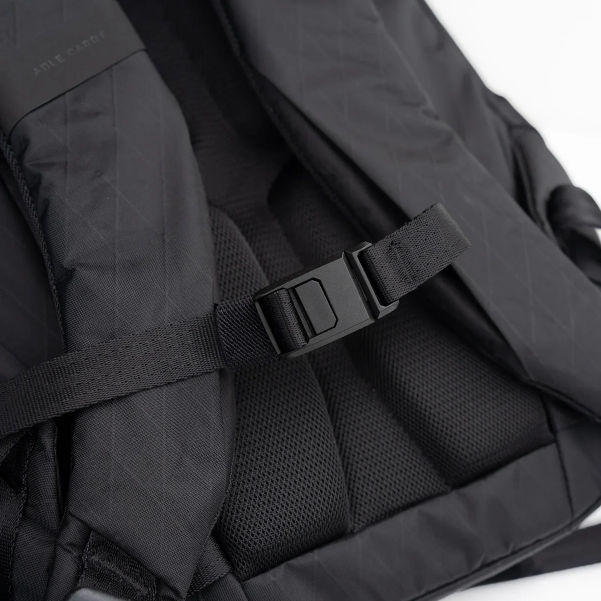 「バッグの中がごちゃつくランナーへ!通勤から大会遠征まで使える『ABLE CARRY(エイブルキャリー)』のバックパック3選」の画像